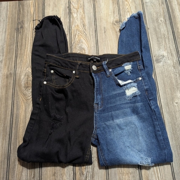 Almost Famous size 3 jeans in black/white with tapered ankle - Picture 11 of 13